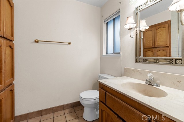 Detail Gallery Image 12 of 21 For 384 Emerald Dr, Merced,  CA 95348 - 3 Beds | 2 Baths