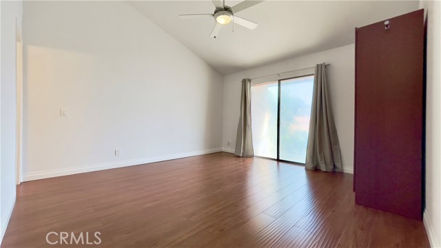 Detail Gallery Image 10 of 25 For 19535 Rinaldi St #44,  Porter Ranch,  CA 91326 - 3 Beds | 2 Baths