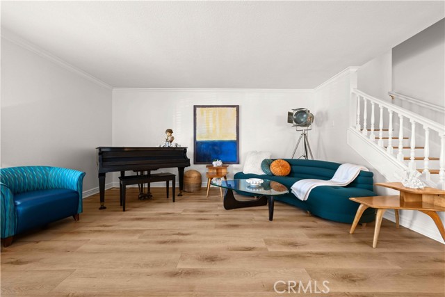 Detail Gallery Image 6 of 43 For 86 via Di Roma Walk, Long Beach,  CA 90803 - 3 Beds | 2/1 Baths