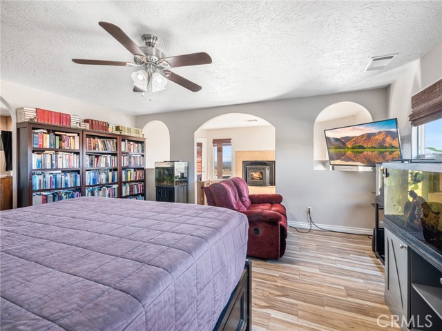 Detail Gallery Image 44 of 73 For 13850 Nightshade Rd, Apple Valley,  CA 92307 - 5 Beds | 5 Baths