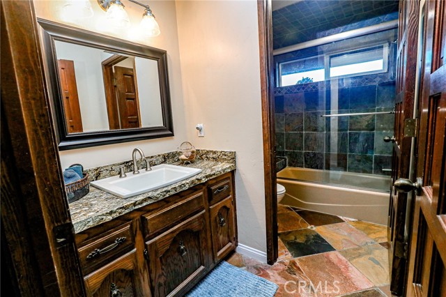 Detail Gallery Image 4 of 17 For 280 Coral Ct #3,  Pismo Beach,  CA 93449 - 1 Beds | 1 Baths