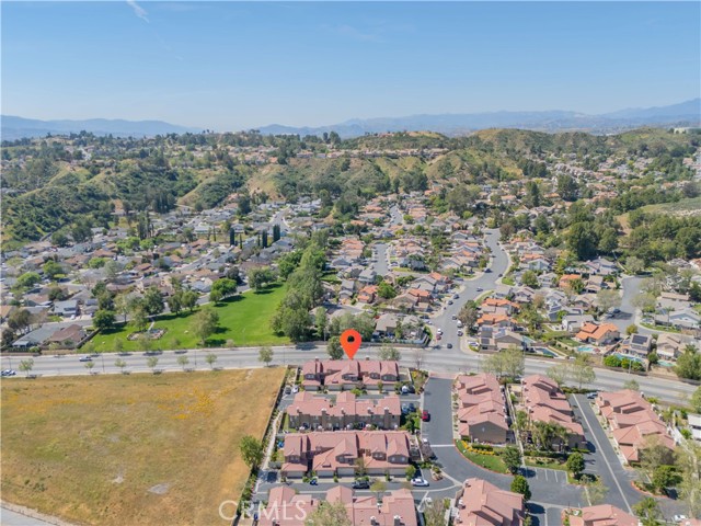 Detail Gallery Image 40 of 50 For 28102 Bobwhite #3,  Saugus,  CA 91350 - 3 Beds | 2/1 Baths