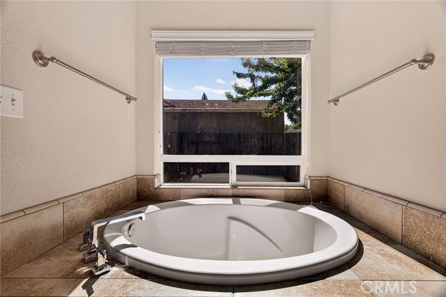 Detail Gallery Image 27 of 53 For 13 Venetian Ct, Chico,  CA 95973 - 3 Beds | 2 Baths