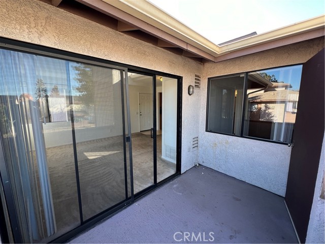 1341 Massachusetts Avenue, Riverside CA: https://media.crmls.org/medias/1fbac292-674a-4c84-b1d1-89ac5a2f4b2e.jpg