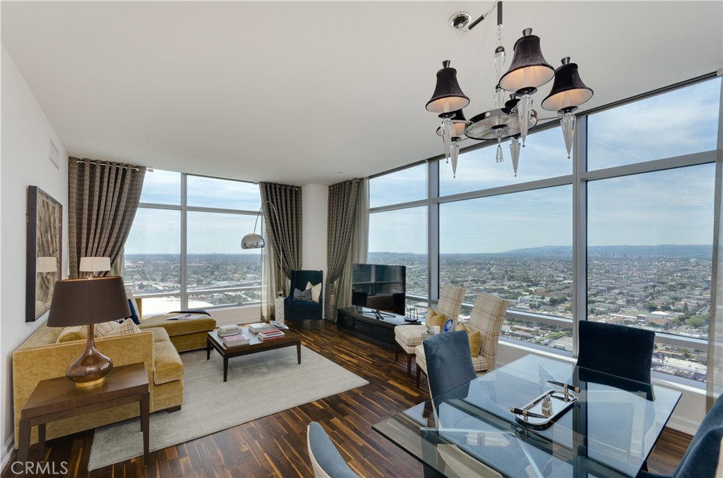 900 W Olympic Boulevard #32B