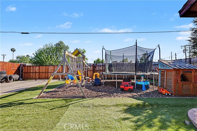 Detail Gallery Image 40 of 45 For 2360 Fir Ave, Merced,  CA 95348 - 3 Beds | 2 Baths