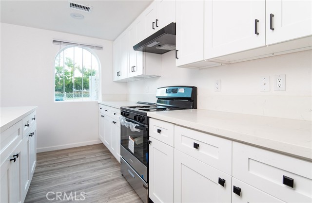 Detail Gallery Image 30 of 43 For 5518 E Los Angeles Ave #3,  Simi Valley,  CA 93063 - 3 Beds | 2/1 Baths