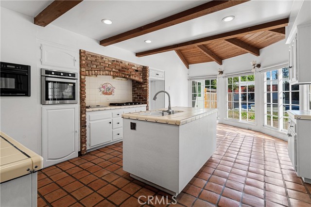 Detail Gallery Image 26 of 47 For 17361 Parthenia, –,  CA 91325 - 5 Beds | 4 Baths