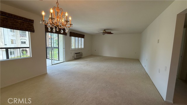 3243 San Amadeo, Laguna Woods CA: https://media.crmls.org/medias/1fbc47e0-9627-47b0-8b79-0e7412ff7930.jpg
