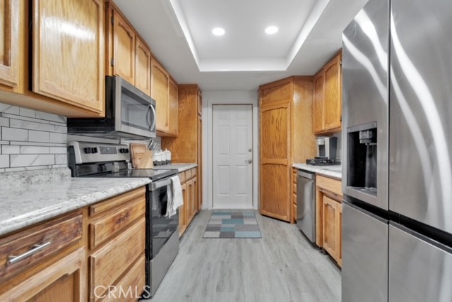 Detail Gallery Image 15 of 53 For 25624 Castlerock Rd, Apple Valley,  CA 92308 - 3 Beds | 2 Baths