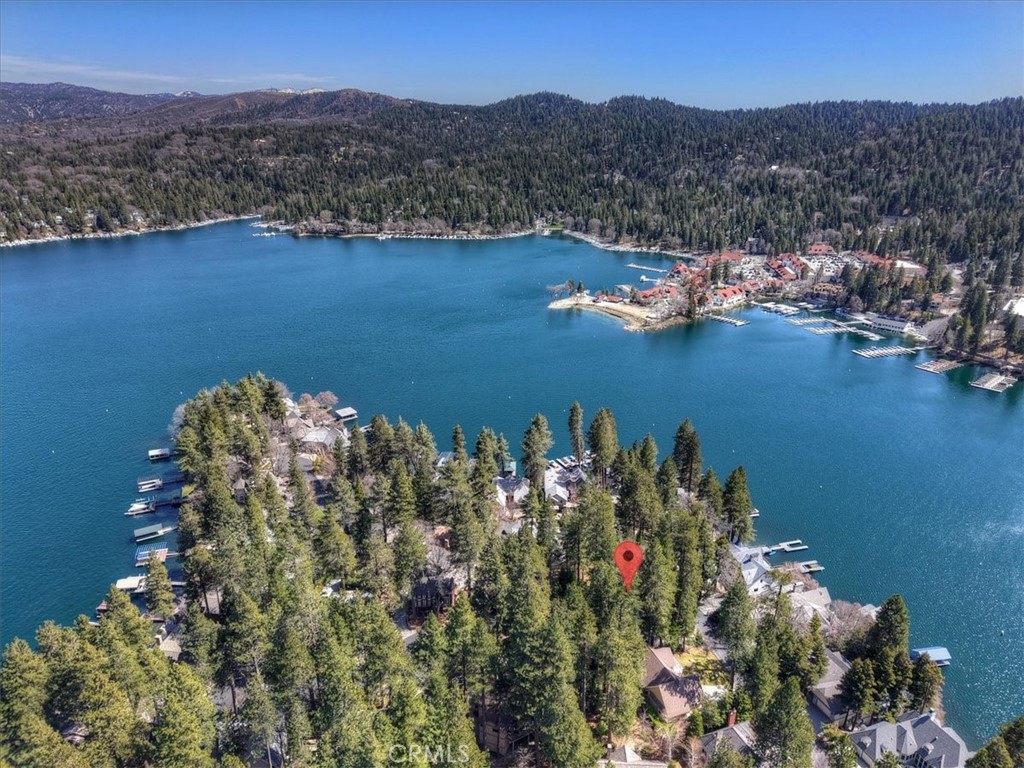 https://media.crmls.org/medias/1fbcac0c-6215-4759-bcef-af2f2de4dd09.jpg?preset=X-Large