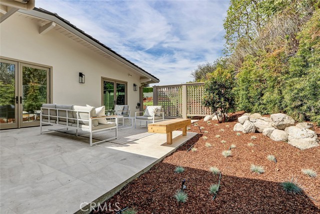 Detail Gallery Image 21 of 57 For 1500 via Arco, Palos Verdes Estates,  CA 90274 - 4 Beds | 3/1 Baths