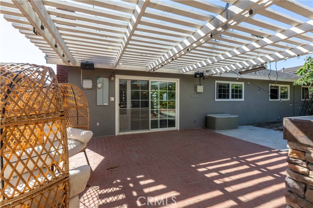 19922 Carmania Lane, Huntington Beach CA: https://media.crmls.org/medias/1fbcf313-91f6-417f-bae4-c8e8897d83ae.jpg