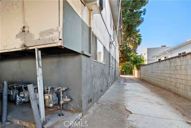 Detail Gallery Image 33 of 46 For 11461 Albers St, North Hollywood,  CA 91601 - – Beds | – Baths