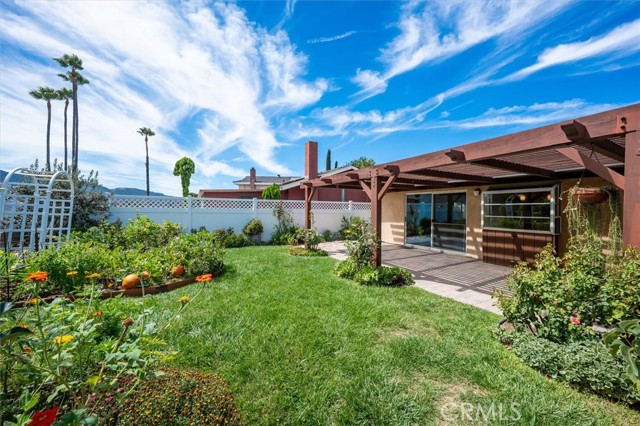 Detail Gallery Image 28 of 46 For 25612 Oakbar Ct, Newhall,  CA 91321 - 4 Beds | 3 Baths