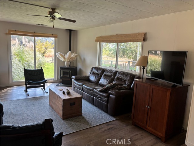 4436 Pharo Place, Kelseyville CA: https://media.crmls.org/medias/1fbe0d51-e25e-4d05-af6e-771321dd20c8.jpg