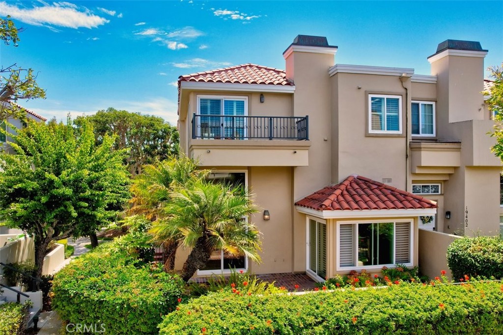 19406 Merion Circle