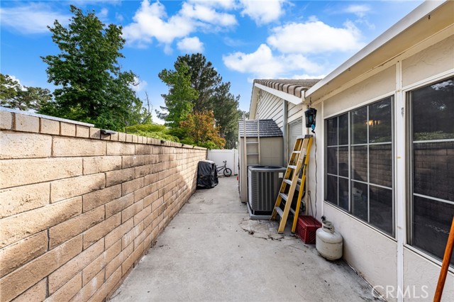 12325 Bellflower Court, Rancho Cucamonga CA: https://media.crmls.org/medias/1fbf1406-4166-4b52-89ac-64163523f54b.jpg