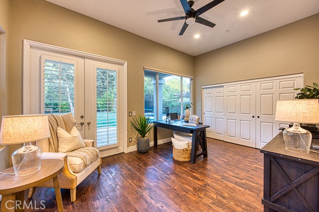 8 Joliet Drive, Coto de Caza CA: https://media.crmls.org/medias/1fbf1b72-b1e1-4aa2-948c-f3bc1a94f1fc.jpg