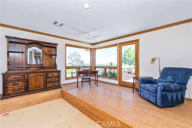 2885 Summer Ranch Road, Paso Robles CA: https://media.crmls.org/medias/1fbf4076-7bff-4014-83f5-1d835bb460d3.jpg