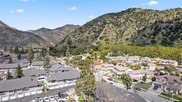 202 Evergreen Court, Azusa CA: https://media.crmls.org/medias/1fbf4248-3e06-44f7-9b15-fe62166af9c3.jpg