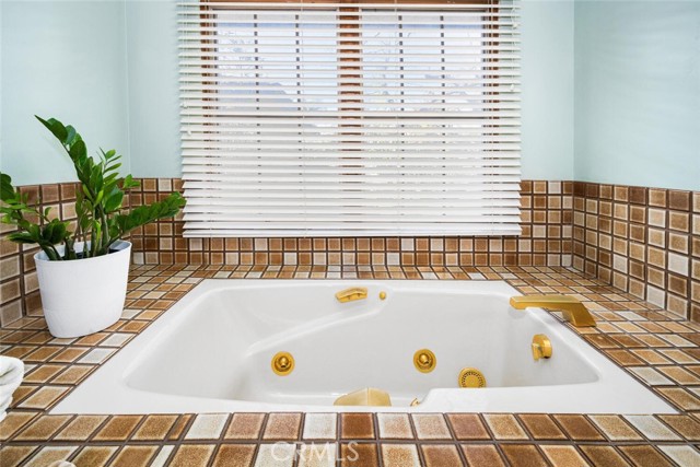 Detail Gallery Image 38 of 55 For 10253 Hopeland, Downey,  CA 90241 - 3 Beds | 2/1 Baths