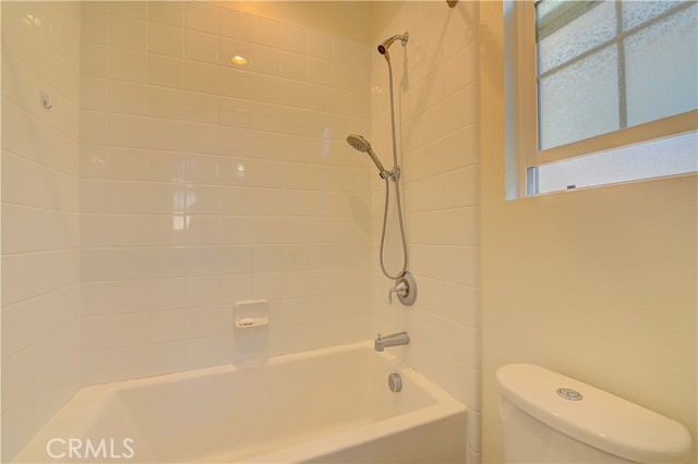 Detail Gallery Image 34 of 55 For 209 Calle Belleza, Lake Forest,  CA 92630 - 3 Beds | 2/1 Baths