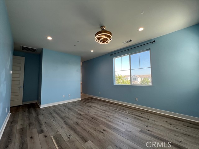 4292 S Heather Privado, Ontario CA: https://media.crmls.org/medias/1fc06a5f-e953-47de-bcf8-fc6aba3d9736.jpg
