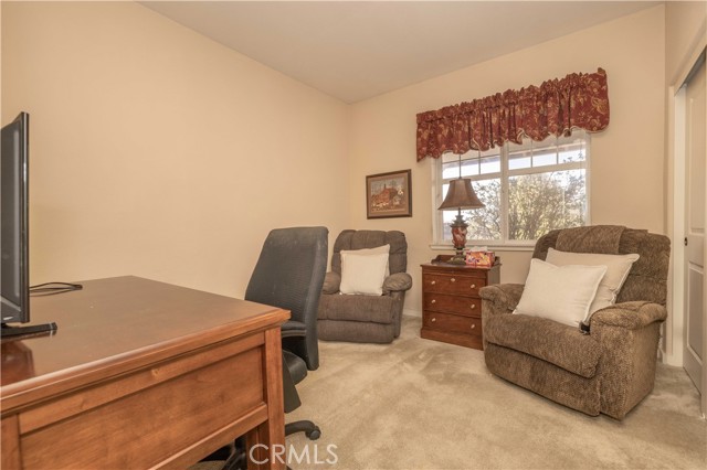 337 Pine Lane, Big Bear City CA: https://media.crmls.org/medias/1fc09990-fb10-49c5-8f47-dee898b382e2.jpg
