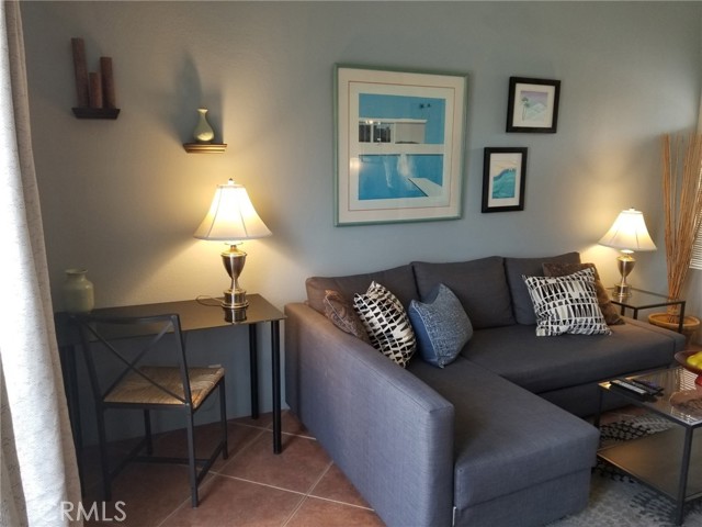 505 S Farrell Drive, Palm Springs CA: https://media.crmls.org/medias/1fc0e606-0cba-4144-9b0b-855ddc3a05c1.jpg