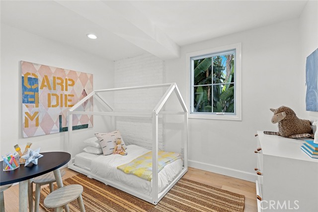 Detail Gallery Image 9 of 39 For 31927 Hayes Pl, Laguna Beach,  CA 92651 - 3 Beds | 2 Baths