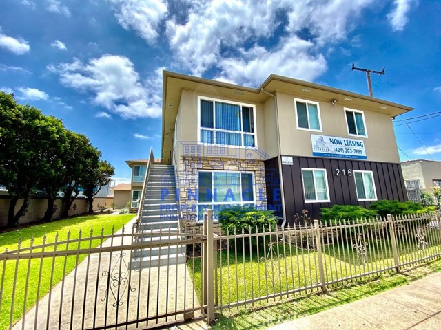 216 E Burnett St #3, Long Beach, CA 90806