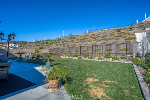 Detail Gallery Image 33 of 57 For 28701 Wildflower Ca,  Castaic,  CA 91384 - 4 Beds | 3/1 Baths