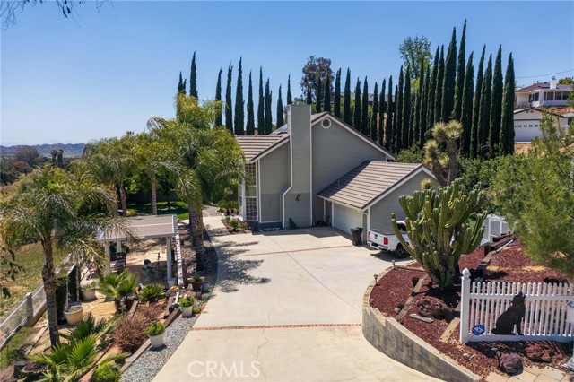 Detail Gallery Image 4 of 52 For 1290 3rd, Calimesa,  CA 92320 - 4 Beds | 2/1 Baths