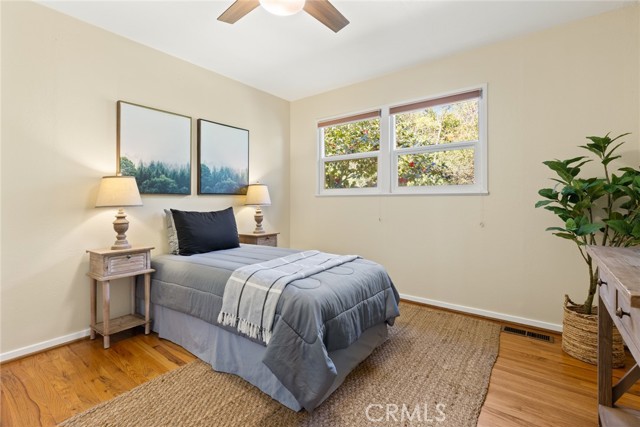 Detail Gallery Image 13 of 41 For 1440 Laburnum Ave, Chico,  CA 95926 - 5 Beds | 2 Baths