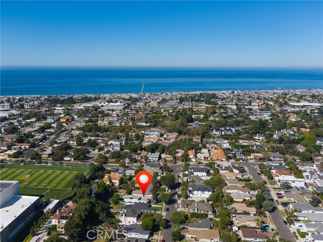 1326 Voorhees Avenue, Manhattan Beach, California 90266, 5 Bedrooms Bedrooms, ,3 BathroomsBathrooms,Residential,Sold,Voorhees,SB22210672