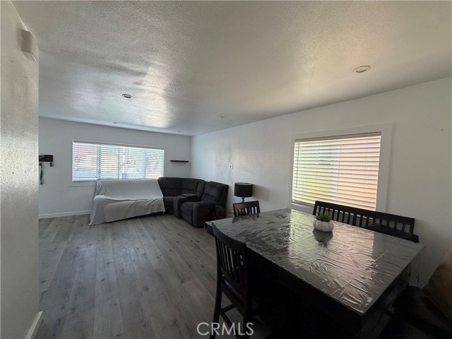 Detail Gallery Image 10 of 28 For 4622 W 156th, Lawndale,  CA 90260 - 3 Beds | 3 Baths