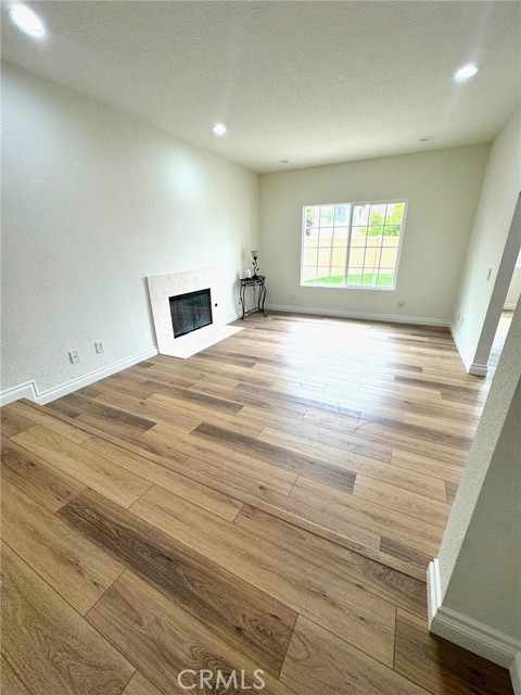 25 Dewberry, Rancho Santa Margarita CA: https://media.crmls.org/medias/1fc58df7-59d9-486d-b822-2da8ca6c702d.jpg