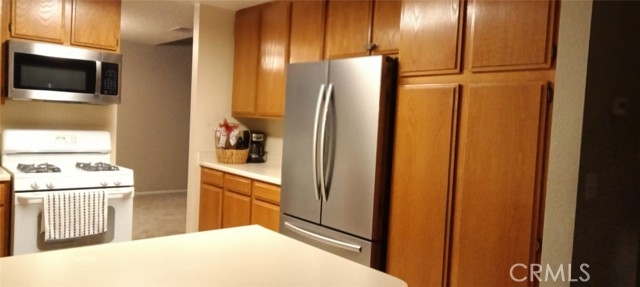 Detail Gallery Image 3 of 5 For 447 Westminister Dr, San Jacinto,  CA 92583 - 3 Beds | 2/1 Baths