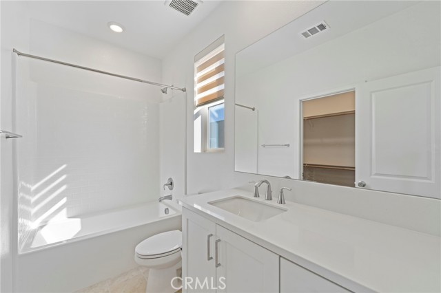 398 Merit, Irvine CA: https://media.crmls.org/medias/1fc5f64b-fb8d-4084-babf-24d17518a11b.jpg