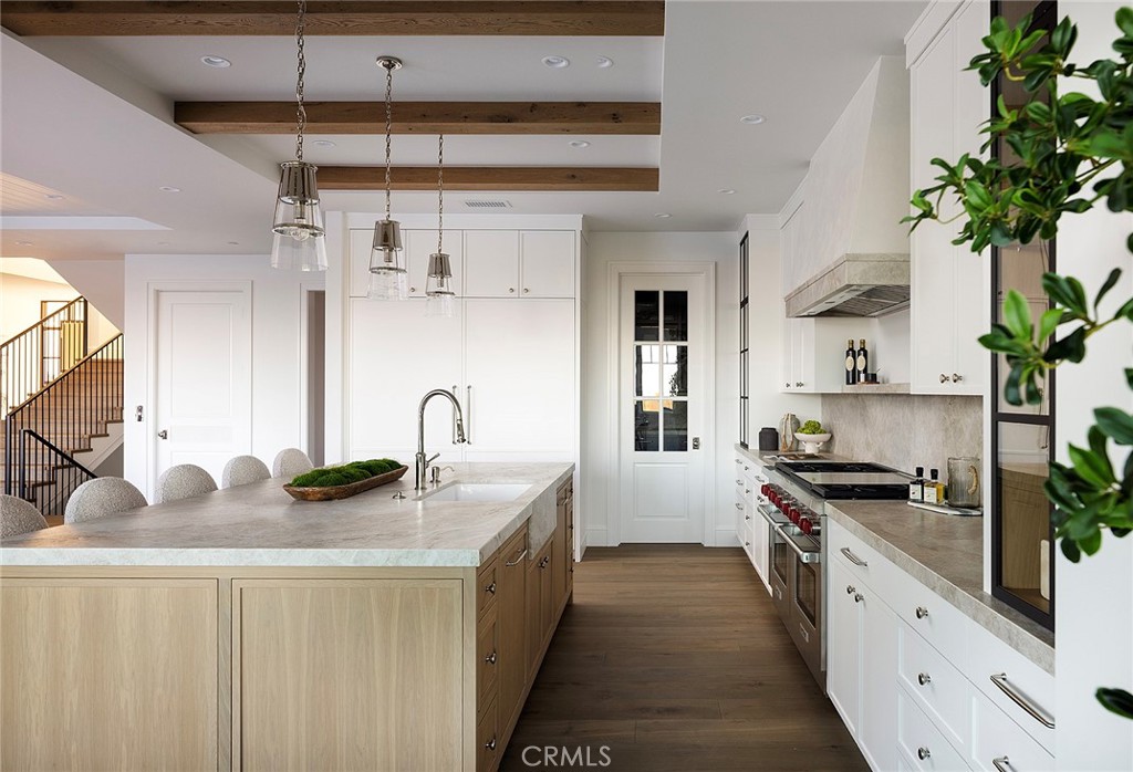 MLS #OC25007520 img 8