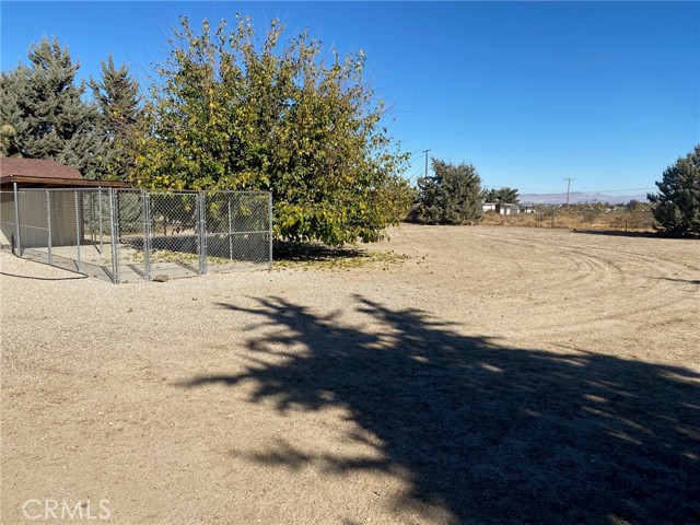 Detail Gallery Image 32 of 41 For 10675 Paramount Rd, Phelan,  CA 92371 - 3 Beds | 2 Baths