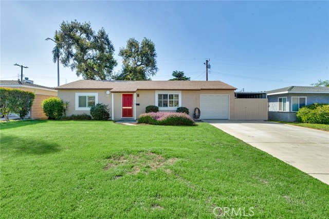 216 W Mauna Loa Ave, Glendora, CA 91740