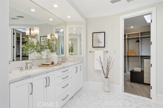 1000 Highview Ave, Manhattan Beach, California 90266, 5 Bedrooms Bedrooms, ,4 BathroomsBathrooms,Residential,For Sale,Highview Ave,SB25254287