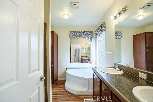Detail Gallery Image 19 of 42 For 7700 Lampson, Garden Grove,  CA 92841 - 2 Beds | 2 Baths