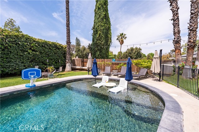 Detail Gallery Image 23 of 52 For 1544 Bellefontaine, Riverside,  CA 92506 - 5 Beds | 2 Baths