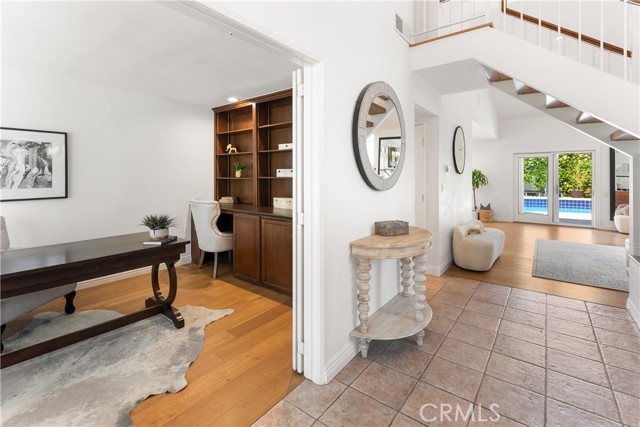 23721 Sarda Road, Valencia CA: https://media.crmls.org/medias/1fc91520-2b38-45bc-b200-773221001b91.jpg