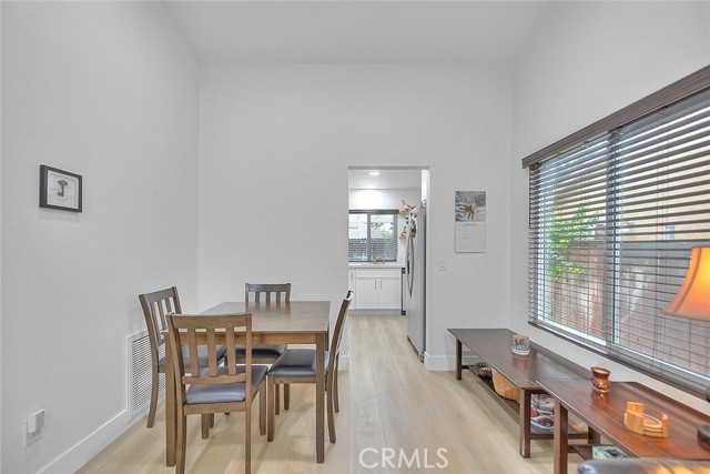 Detail Gallery Image 7 of 39 For 7077 Iris, Rancho Cucamonga,  CA 91739 - 3 Beds | 2 Baths