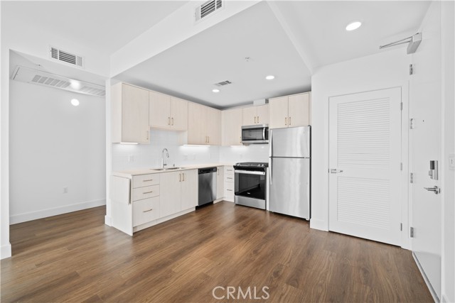 Detail Gallery Image 9 of 42 For 218 N El Molino Ave #501,  Pasadena,  CA 91101 - 1 Beds | 1 Baths