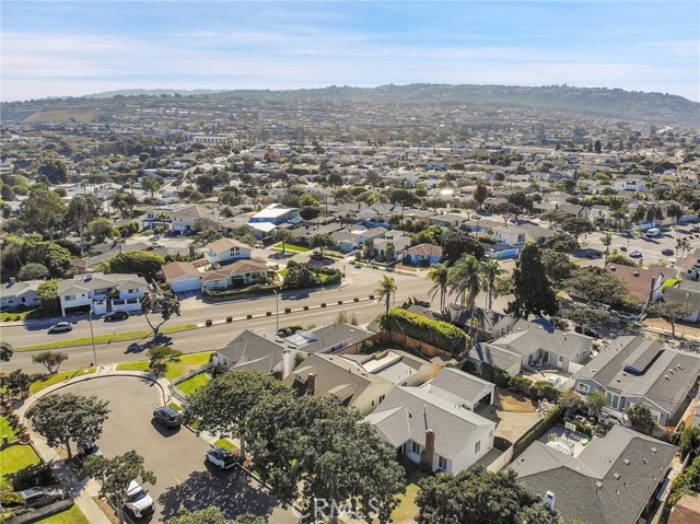 Detail Gallery Image 8 of 44 For 1217 Ynez Ave, Redondo Beach,  CA 90277 - 3 Beds | 2 Baths